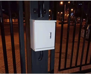 監控桿